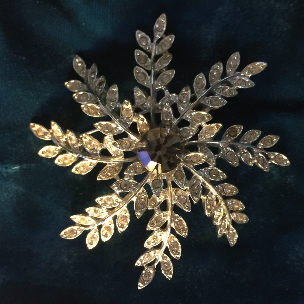 SARAH COVENTRY "EVENING SNOW FLAKE"